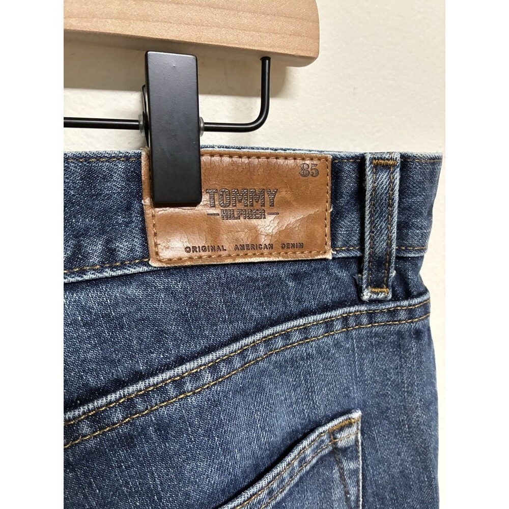 Tommy Hilfiger Jeans Mens 36x30 Straight Leg Medium Wash Denim Classic Fit - Picture 8 of 10